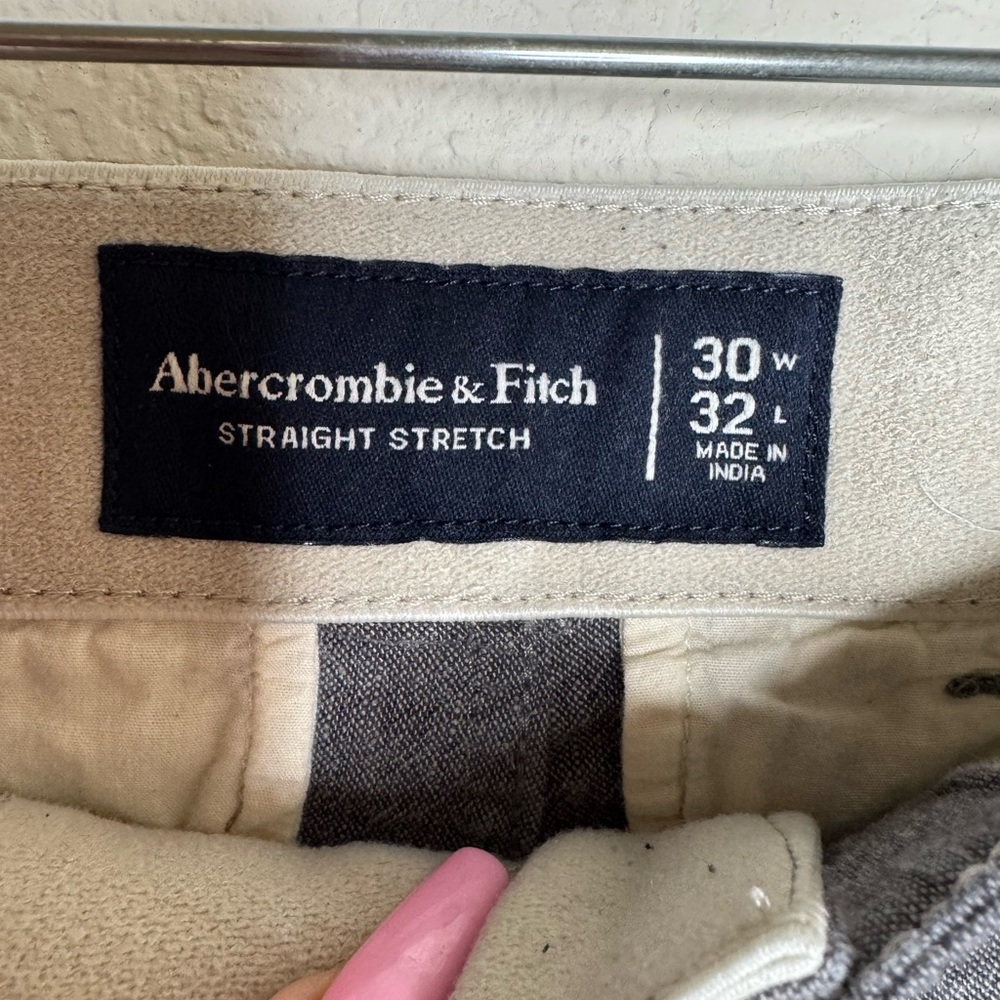 ABERCROMBIE & FITCH STRAIGHT LEG TROUSER - Picture 2 of 4